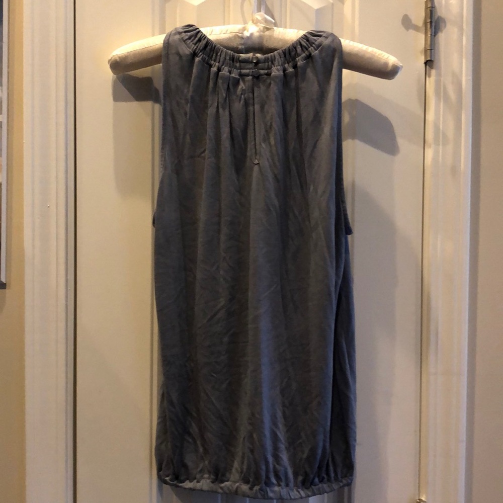 Gap top - Picture 2 of 3